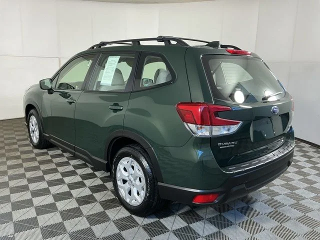 Used 2022 Green Subaru Base image 10