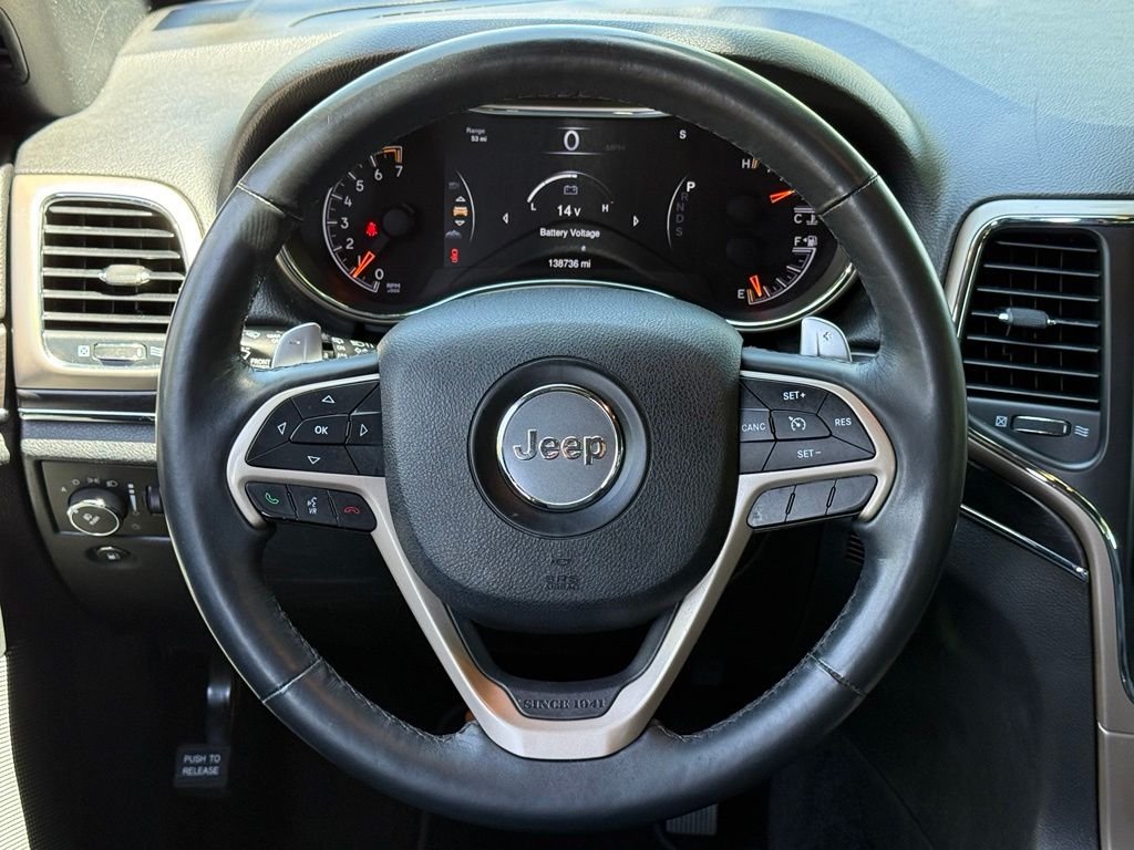 Used 2014 Brilliant Black Crystal Pearlcoat Jeep Limited image 20