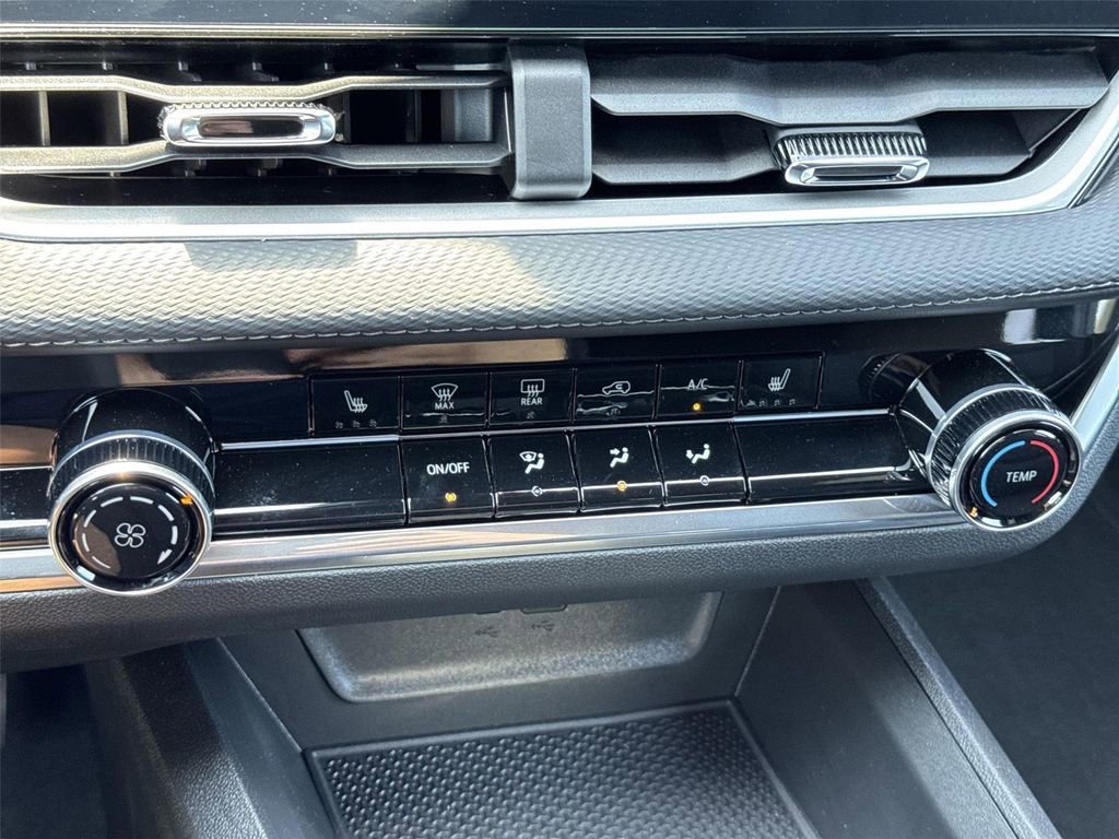 New 2026 Mosaic Black Metallic Chevrolet LT image 14