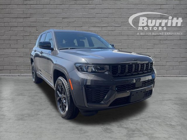 2026 Jeep Grand Cherokee Altitude