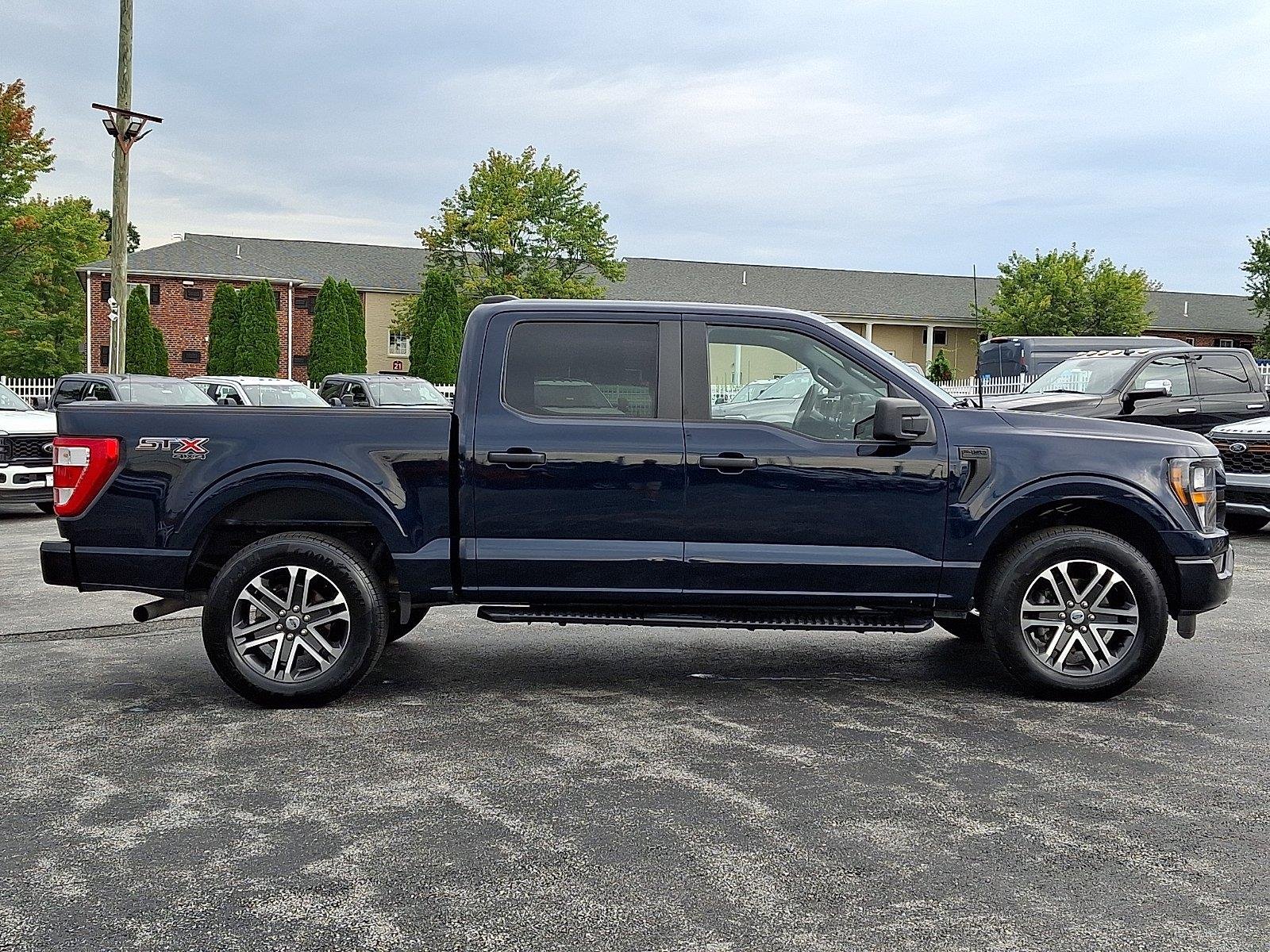 Used 2023 Blue Ford XL image 7