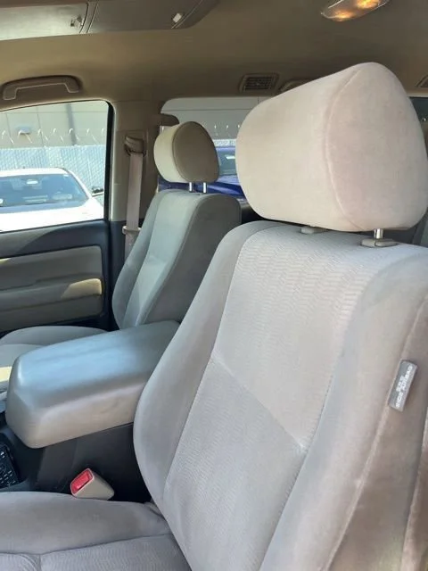 Used 2008 Beige Toyota SR5 image 11