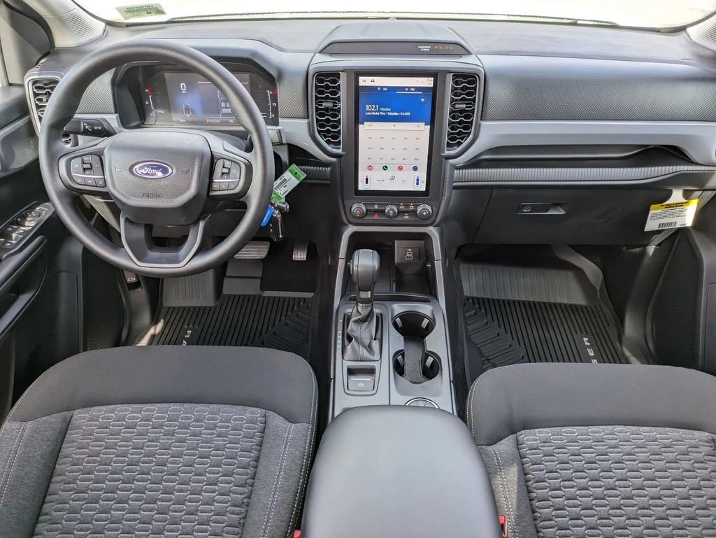New 2026 Oxford White Ford XL image 15