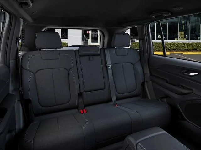 New 2026 Diamond Black Crystal Pearl-Coat Exterior Paint Jeep Laredo X image 41