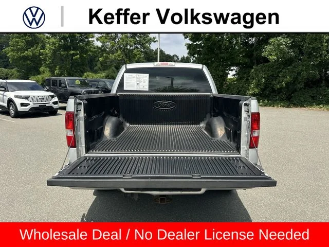 Used 2007  Ford XL image 29