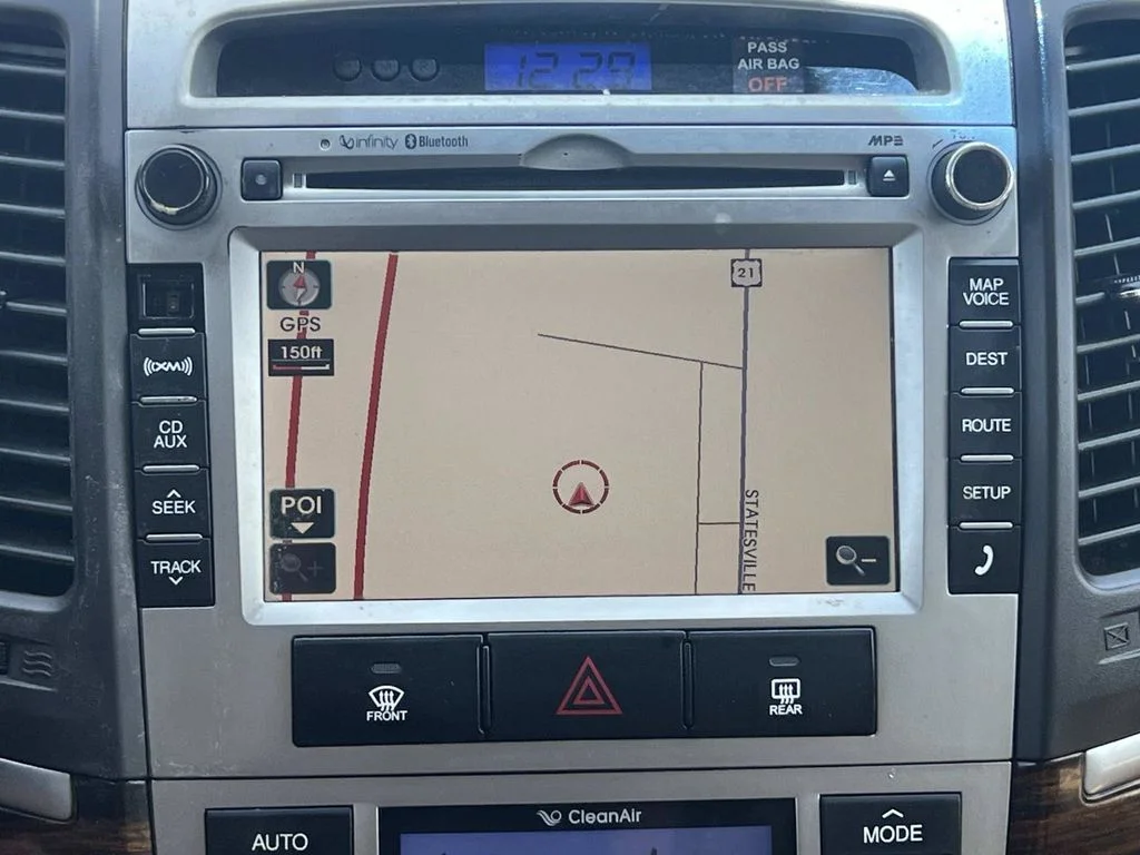 Used 2012 Red Hyundai Limited image 37
