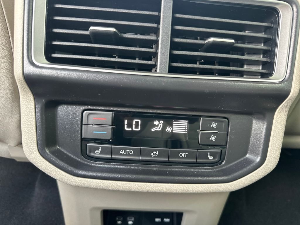 New 2026  Volkswagen 2.0T SEL image 14