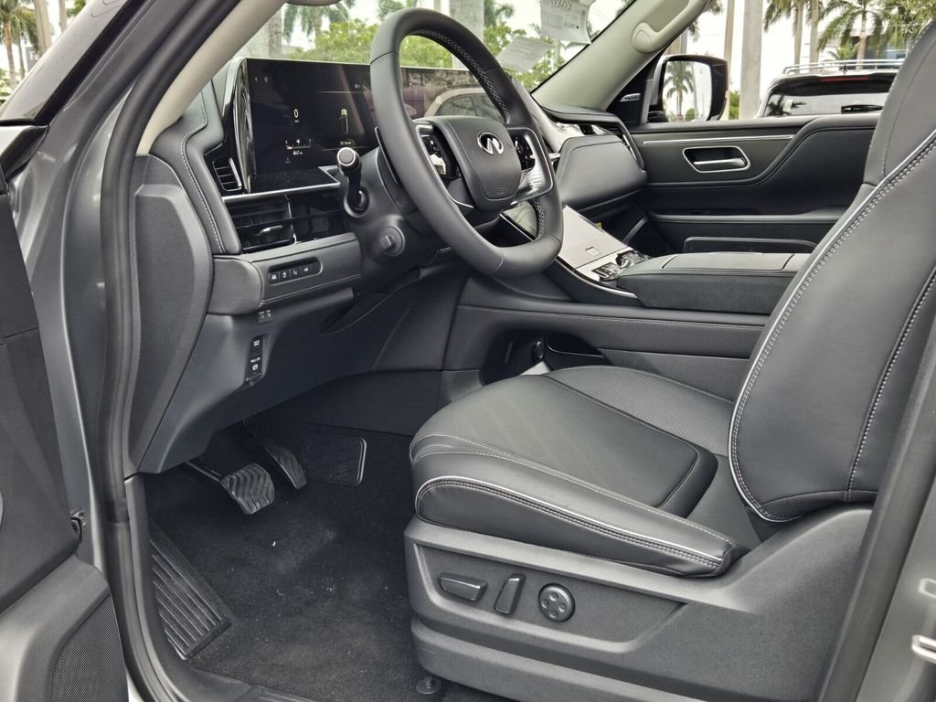2026 INFINITI QX80 Luxe - Photo 13