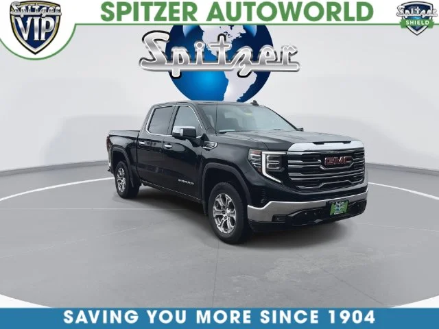 Used 2025 Black GMC SLT image 3