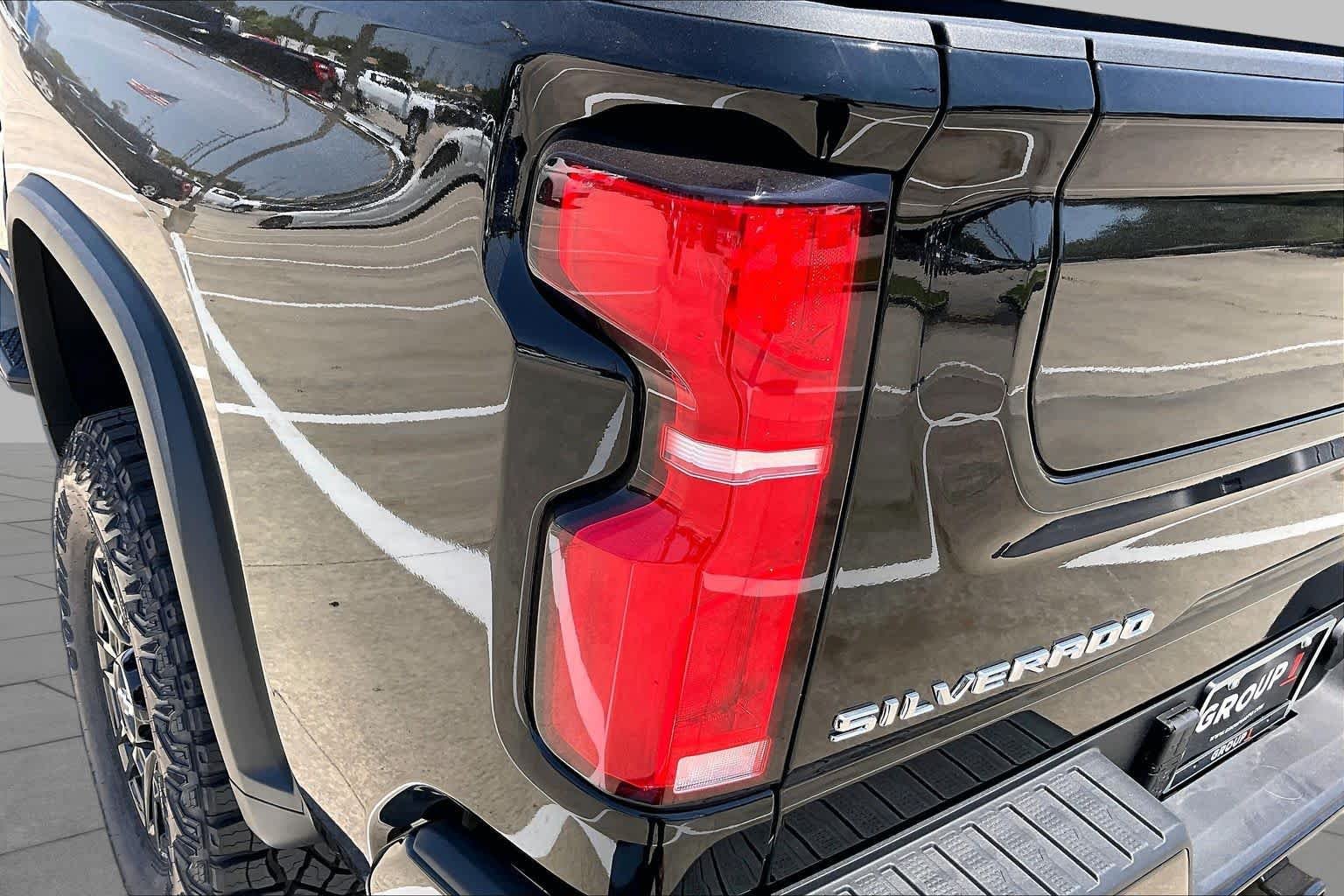 2026 Chevrolet Silverado 2500 HD ZR2 - Photo 14