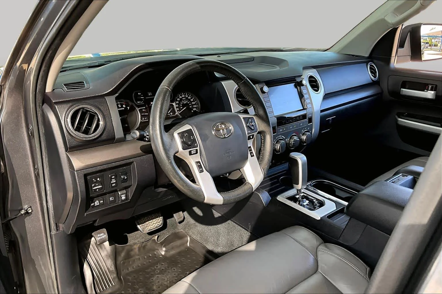 Used 2020 Magnetic Grey Metallic Toyota SR5 image 18