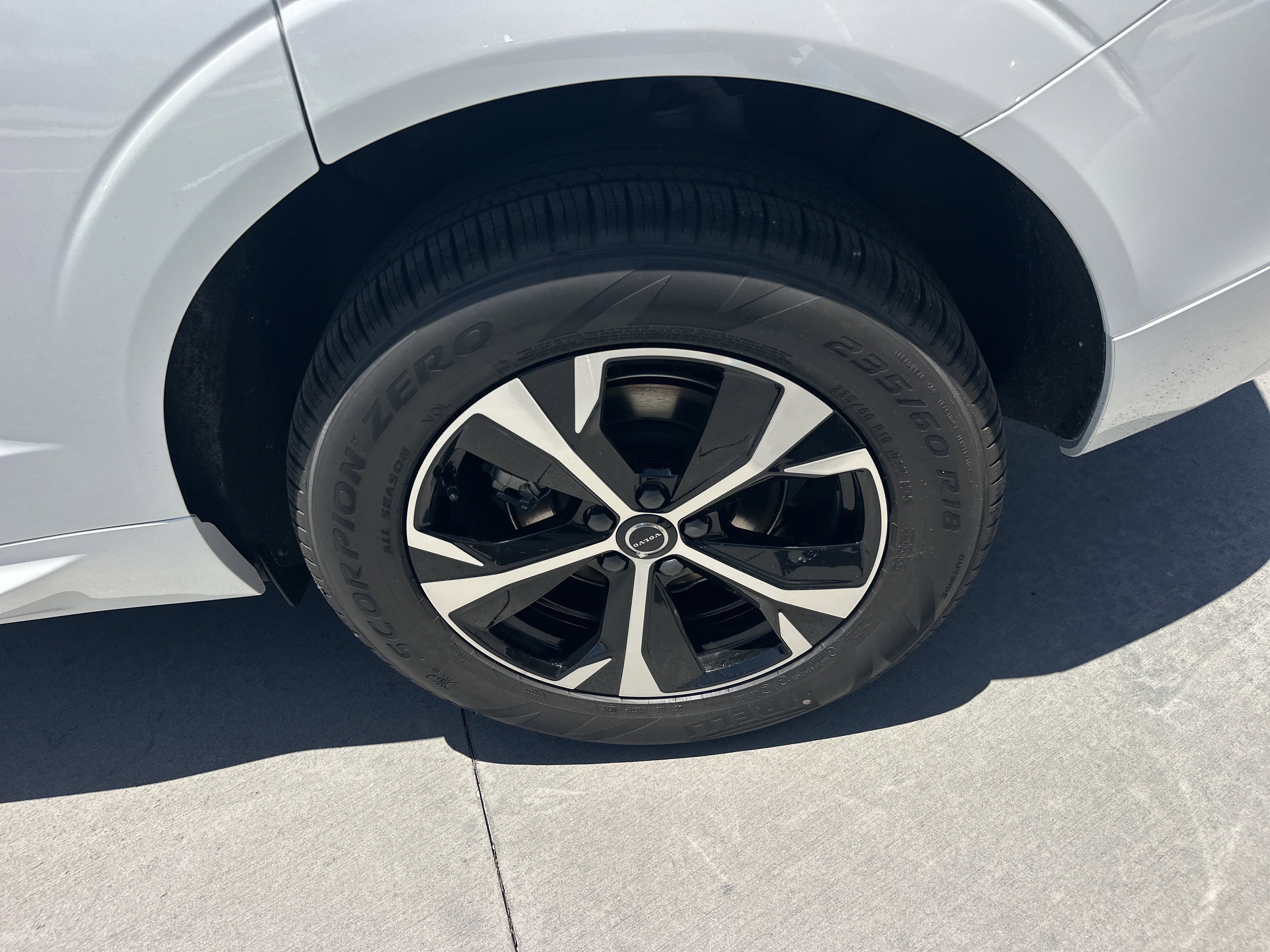 New 2026  Volvo Core image 10