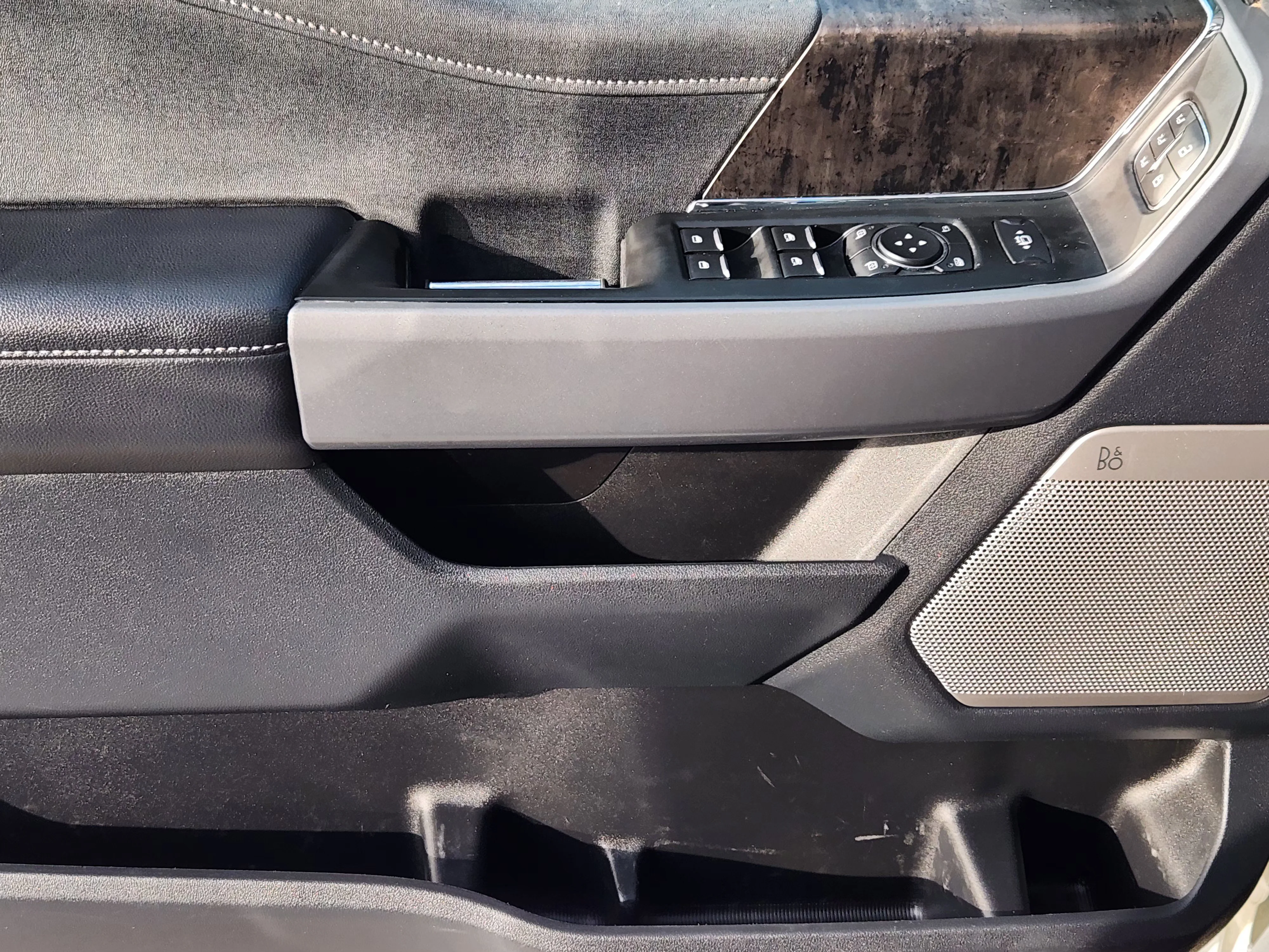 Used 2024  Ford XL image 24