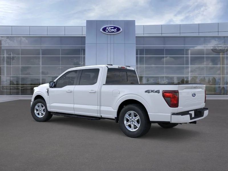 New 2026 Oxford White Ford XLT image 4