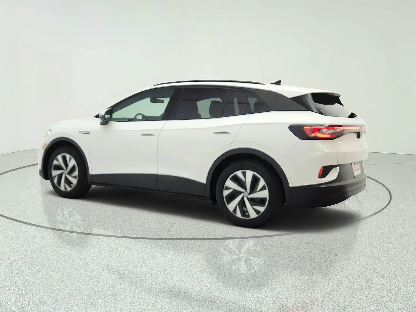 Used 2023 Pure White Volkswagen Pro image 7