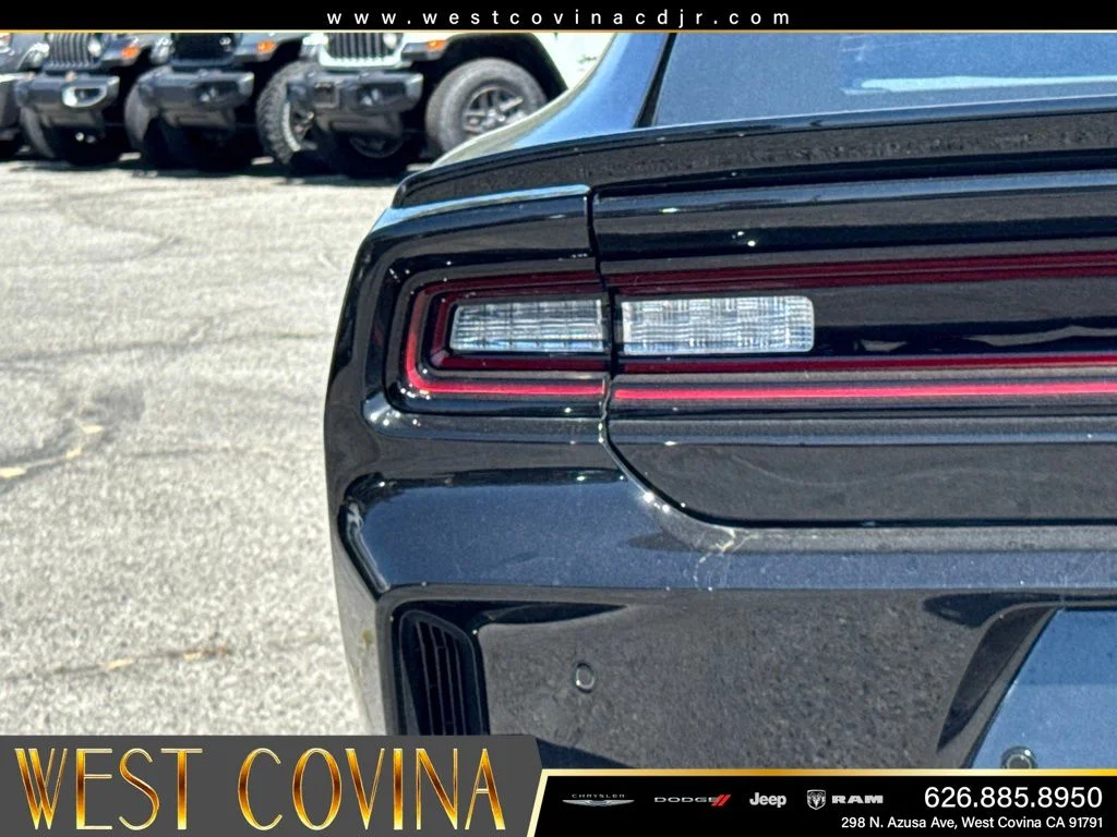 New 2026 Diamond Black Crystal Pearlcoat Dodge Scat Pack image 15