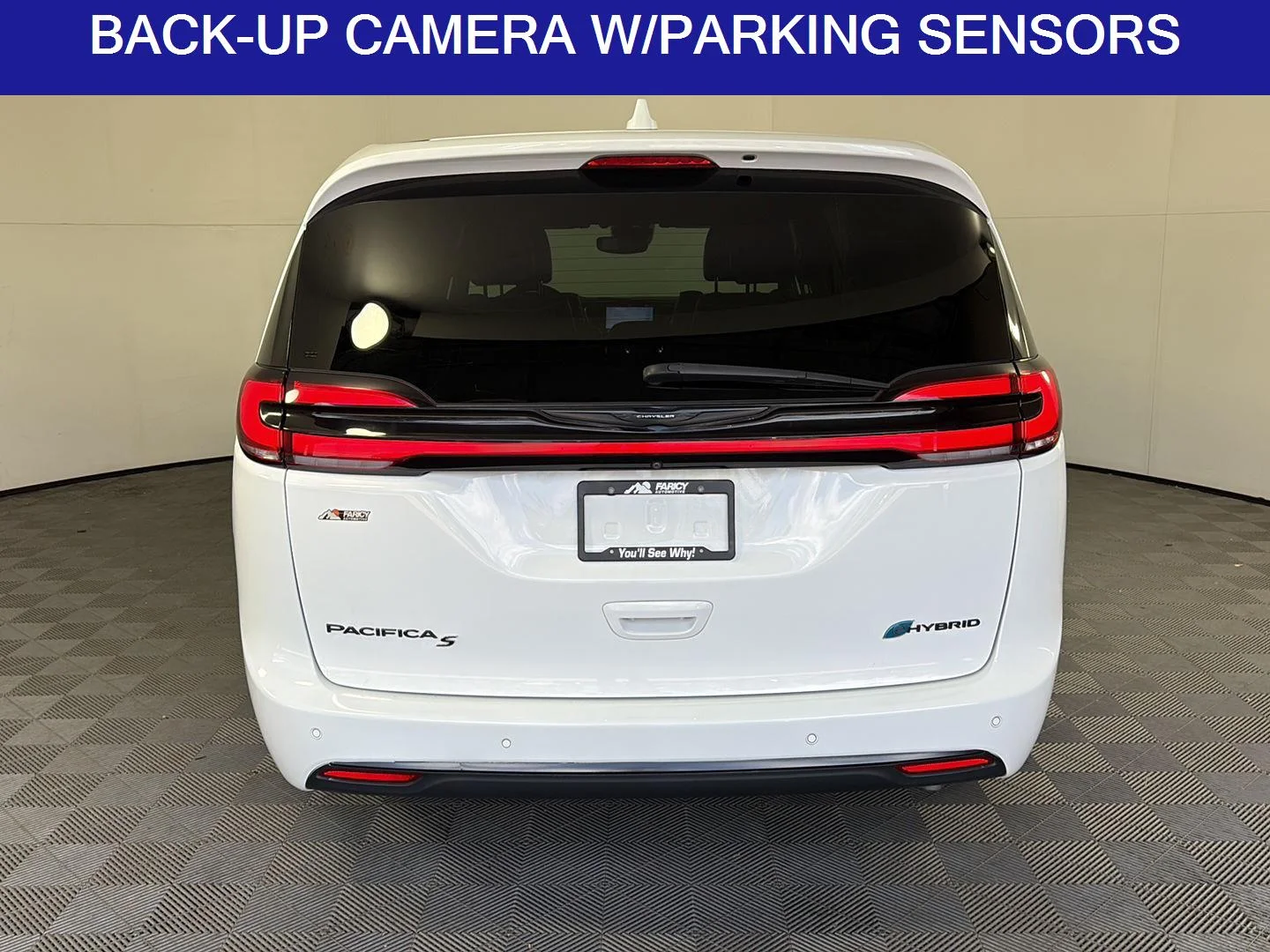 Used 2022 Bright White Clearcoat Chrysler Hybrid Limited image 6