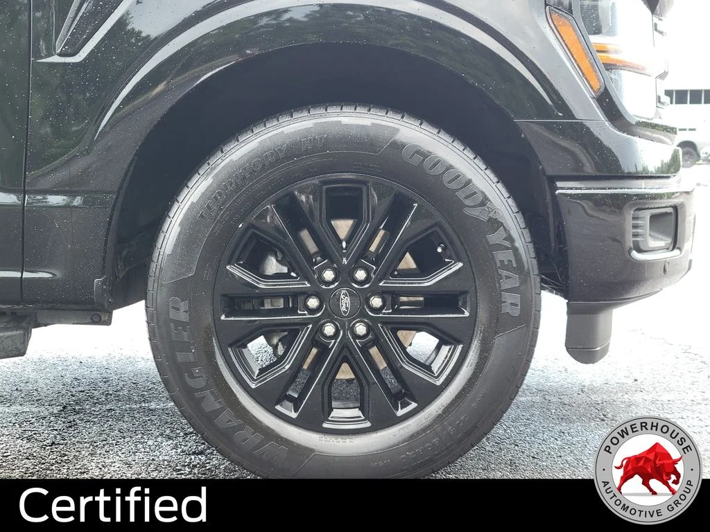 Used 2024 Black Ford XLT image 12