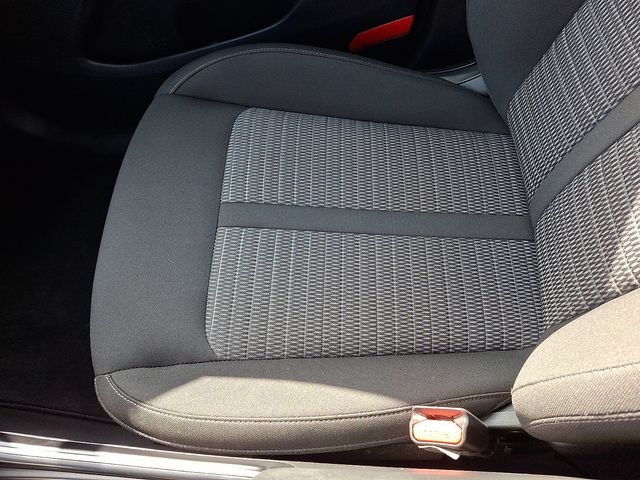 Used 2022 Silver Kia LX image 25