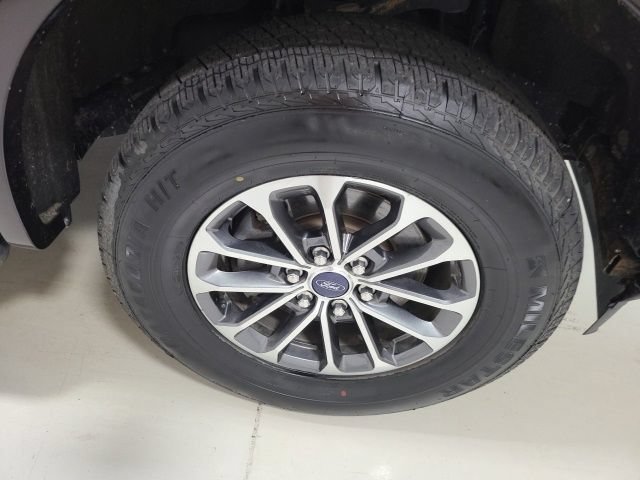 Used 2020 Magma Red Metallic Ford XLT image 40
