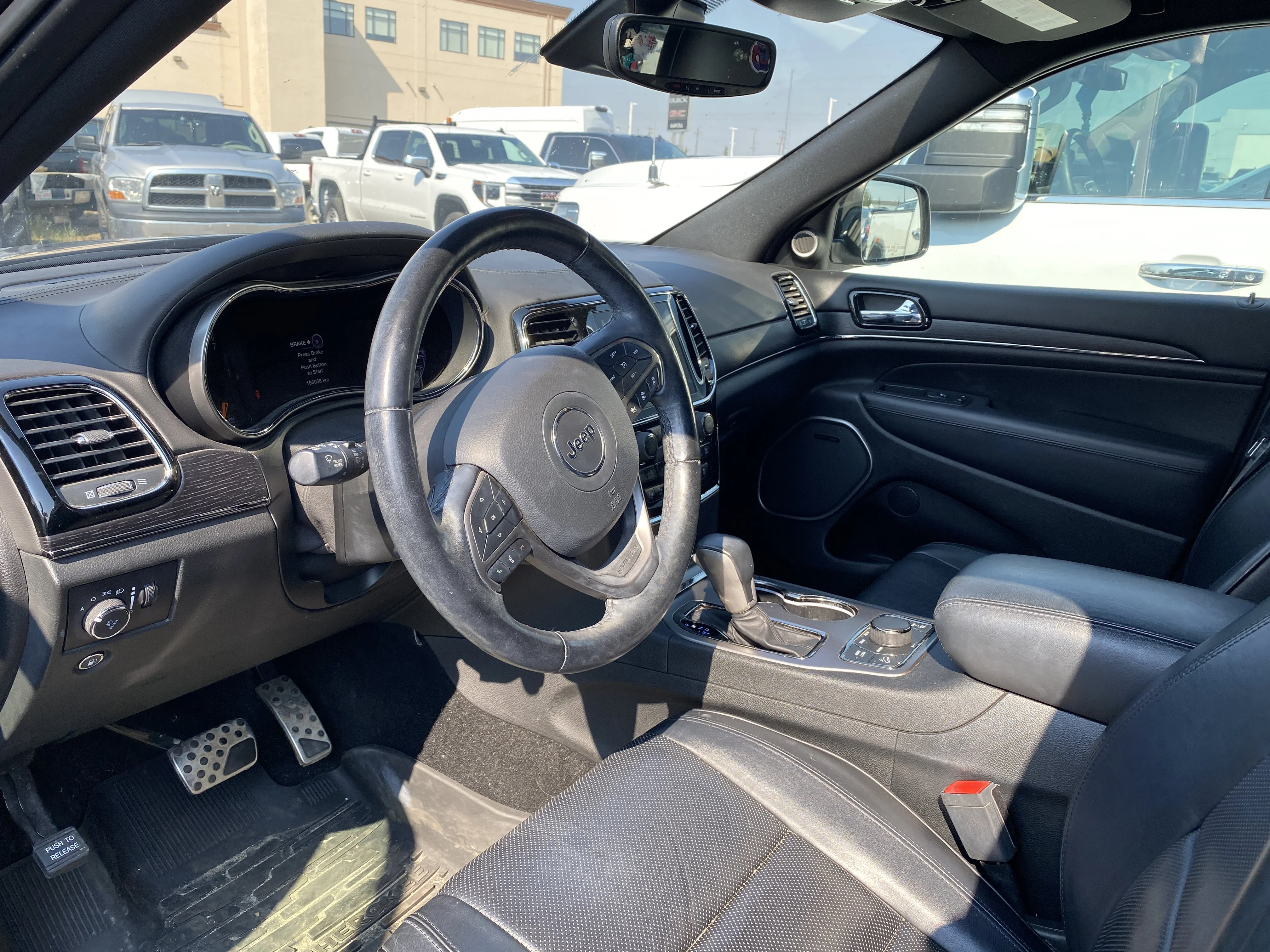 Used 2021 Gray Jeep High Altitude image 3
