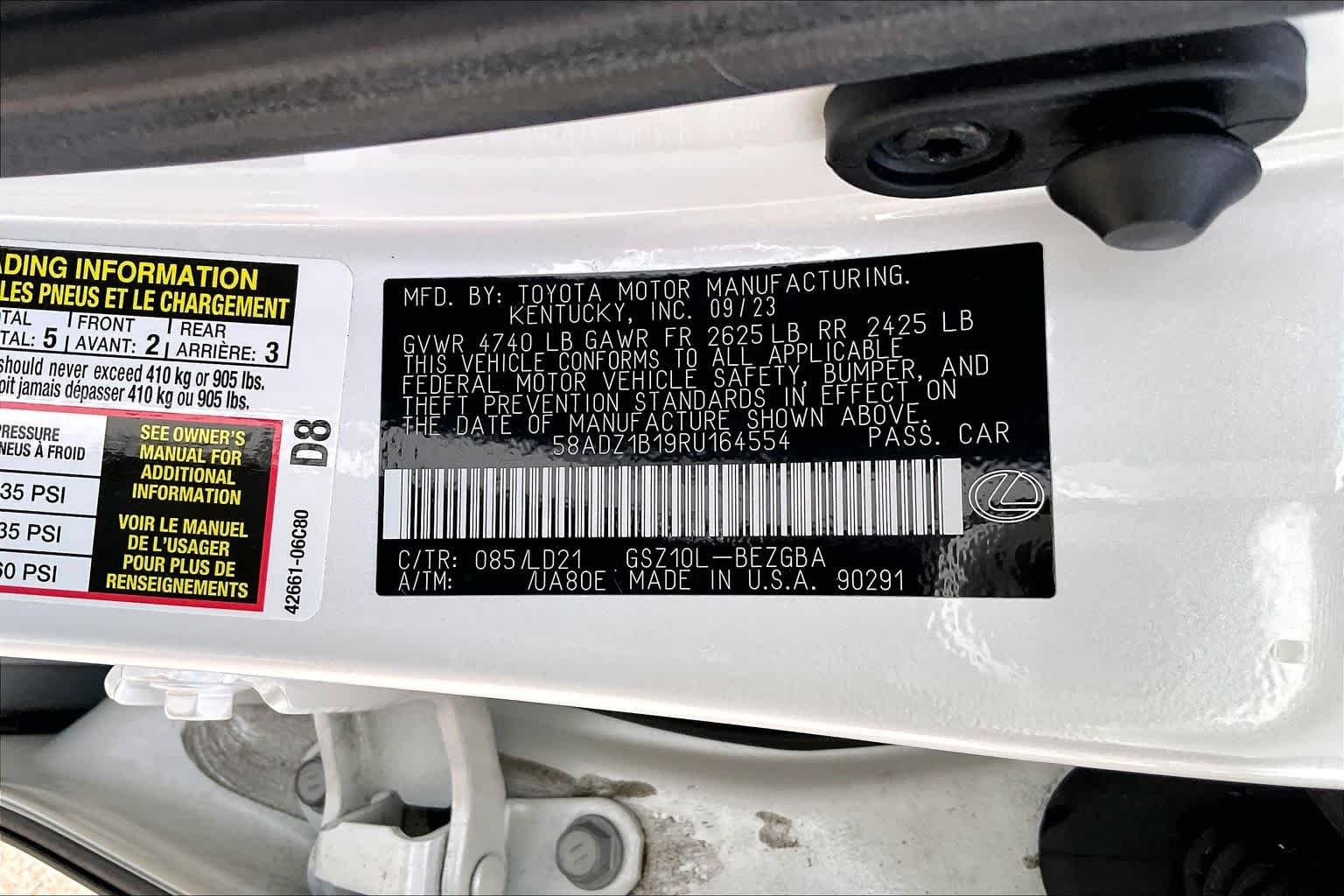 Used 2024 Eminent White Pearl Lexus  image 34