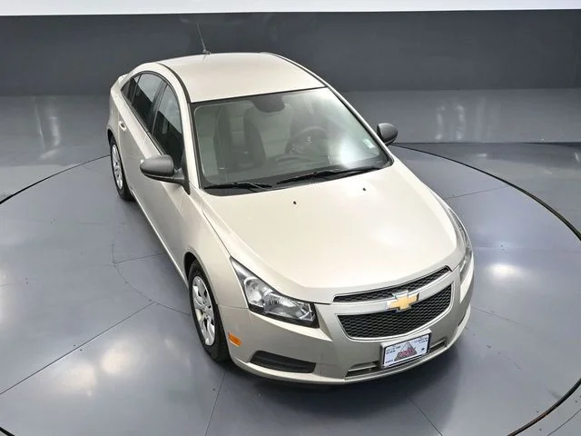 2013 Chevrolet Cruze LS - Photo 50