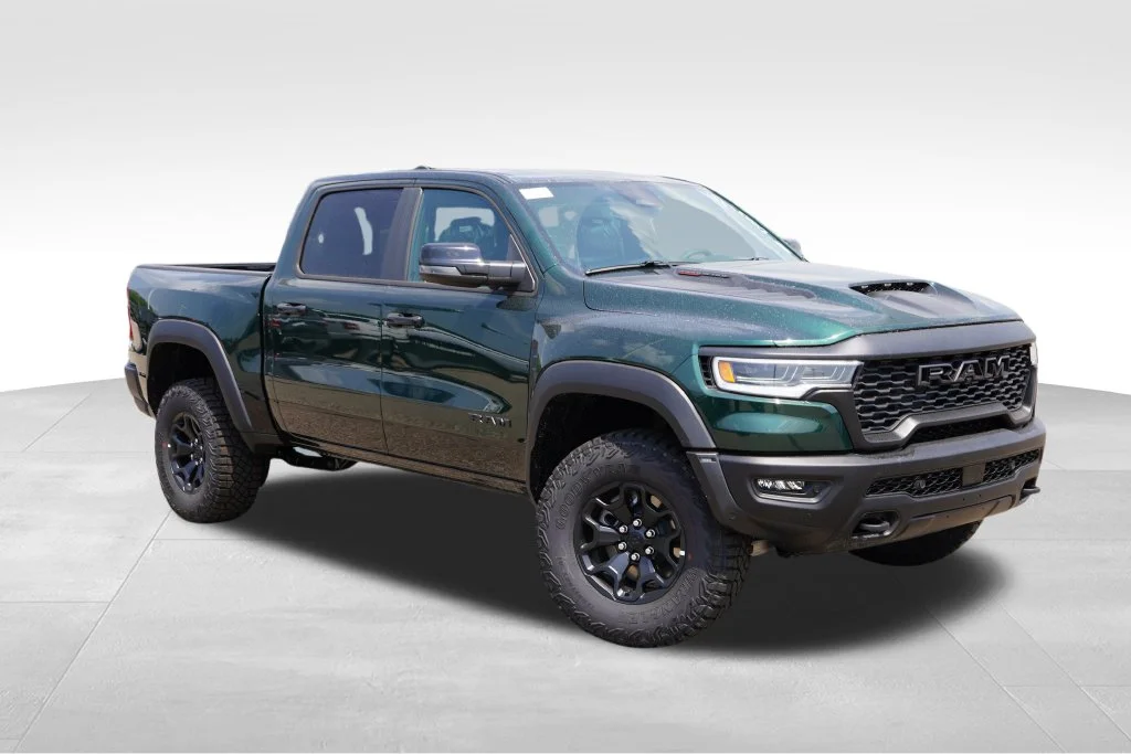 New 2026 Serrano-Green Metallic Exterior Paint RAM RHO image 1