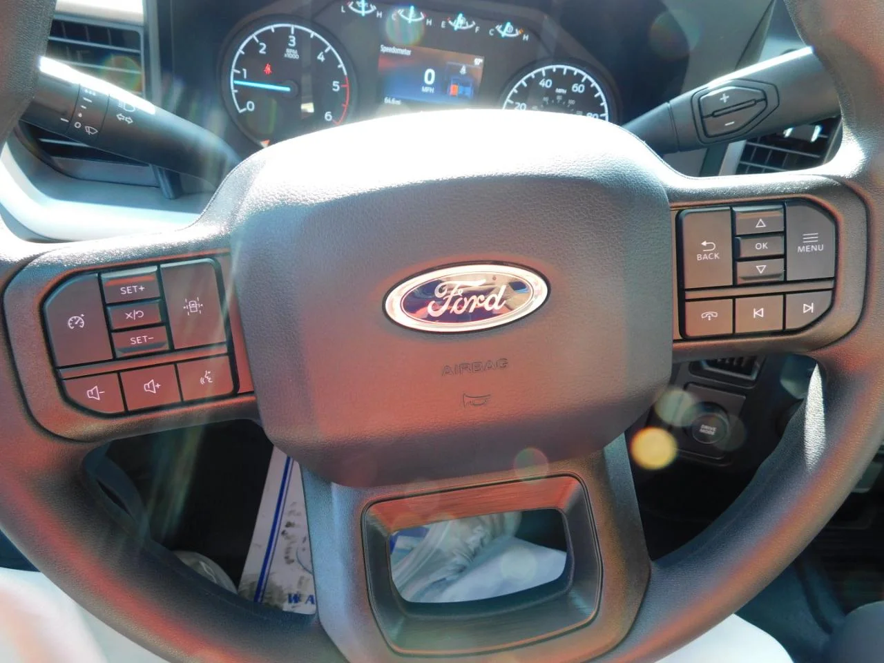 New 2025 Oxford White Ford F-450® XL image 22