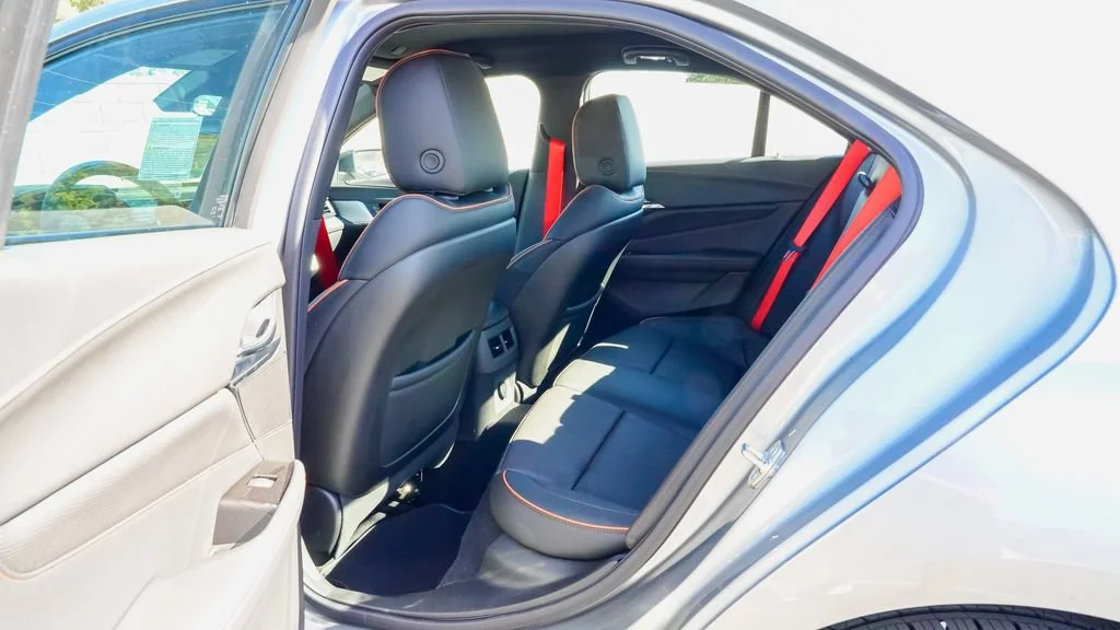 2026 Cadillac CT4 V-Series - Photo 9