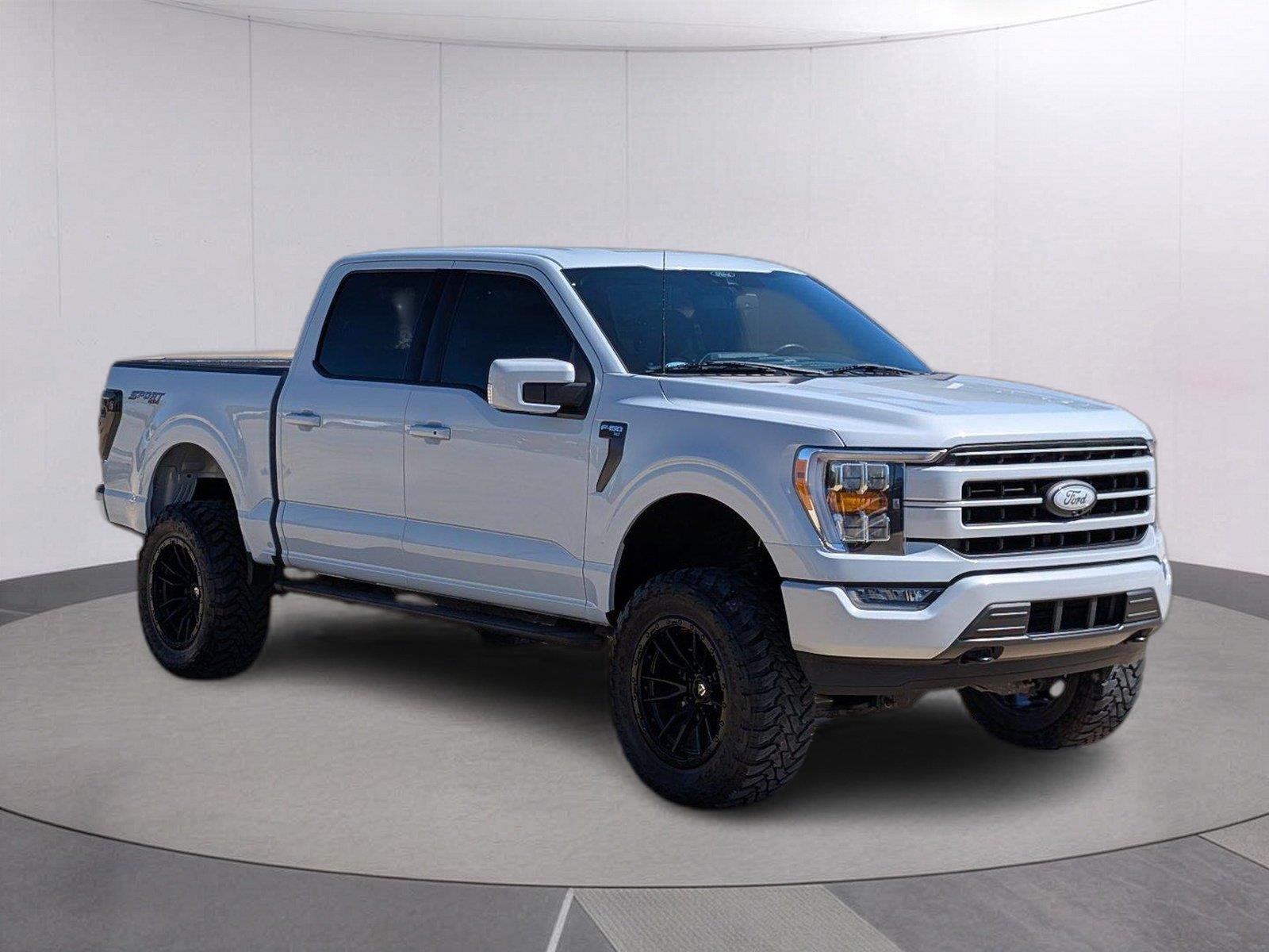 Used 2021 Space White Ford XLT image 10