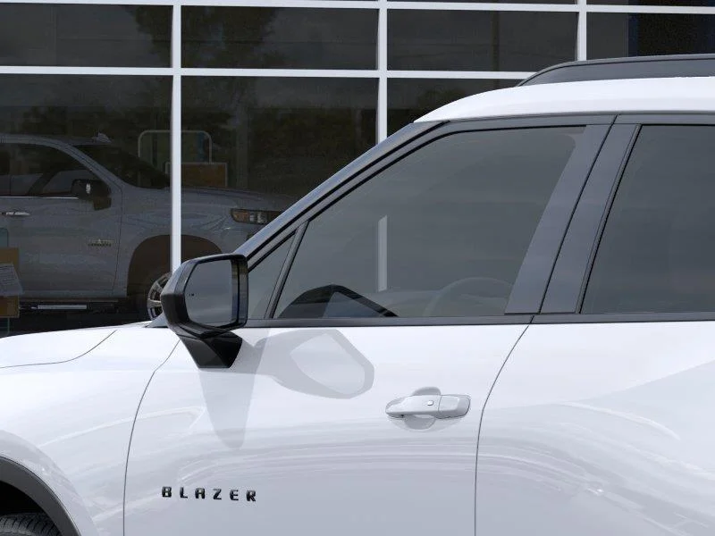 New 2026 Summit White Chevrolet 2LT image 12