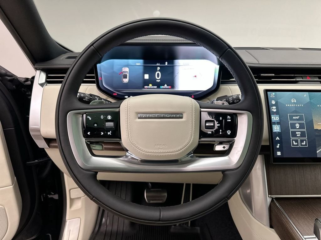 New 2026 Santorini Black Land Rover SE image 14