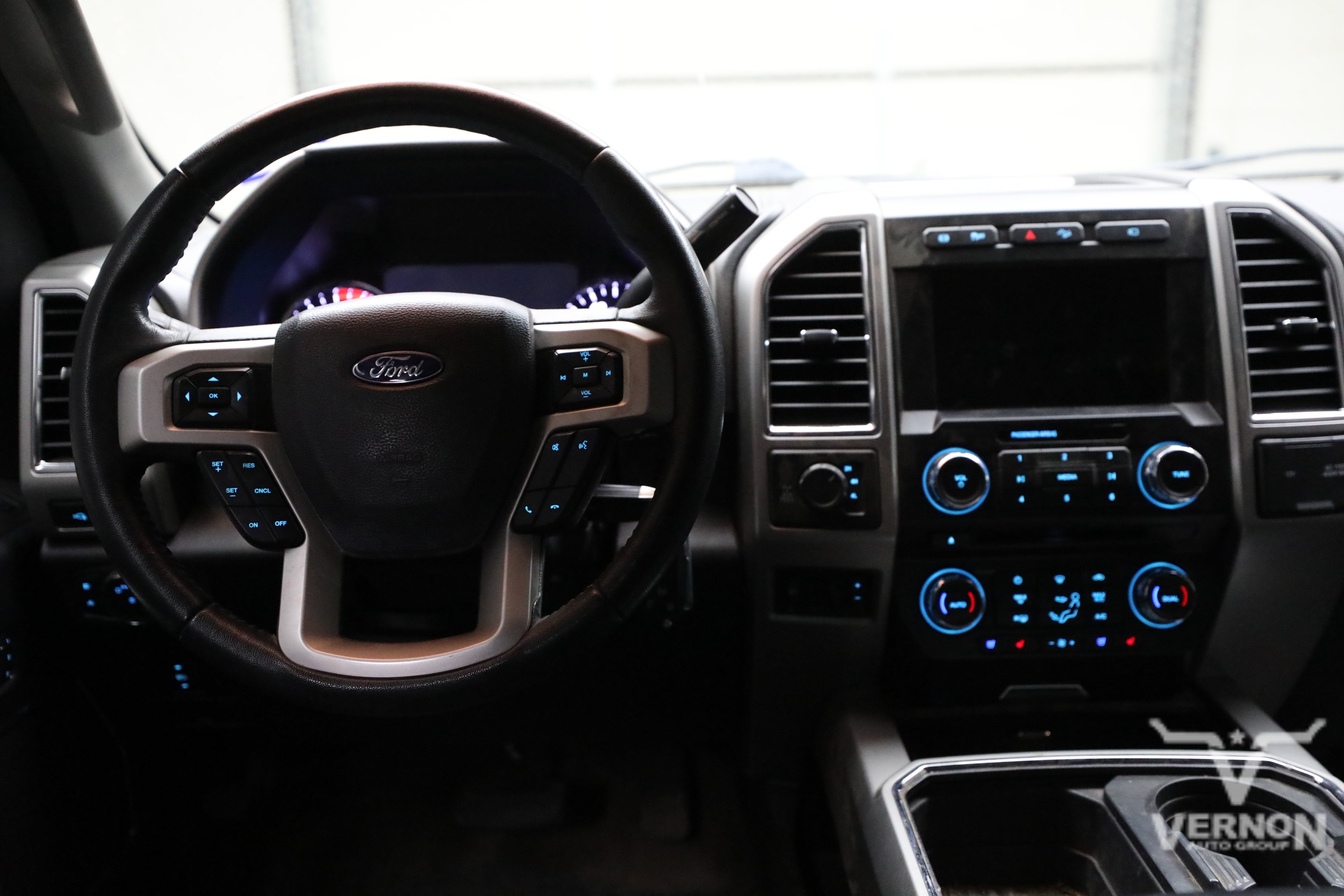 Used 2018 Ingot Silver Metallic Ford Y image 8
