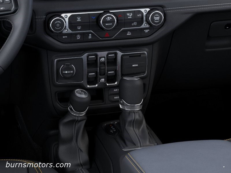 New 2026 Black Clear-Coat Exterior Paint Jeep Sahara image 24