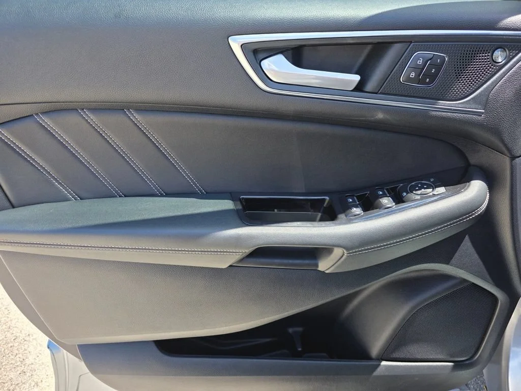 Used 2020 Silver Metallic Ford ST image 25
