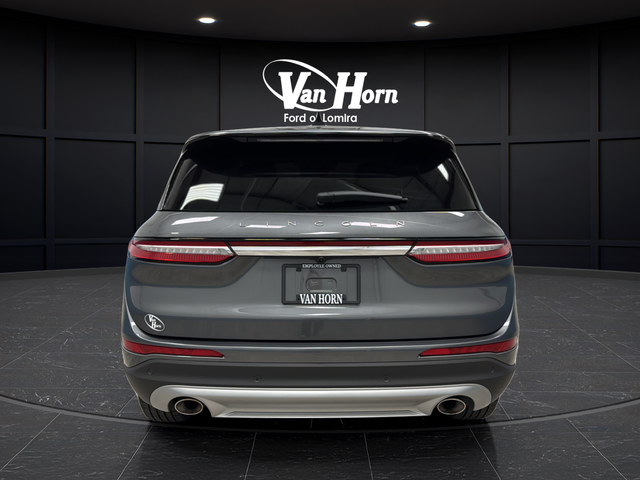Used 2025 Asher Gray Metallic Clearcoat Lincoln Premiere image 6