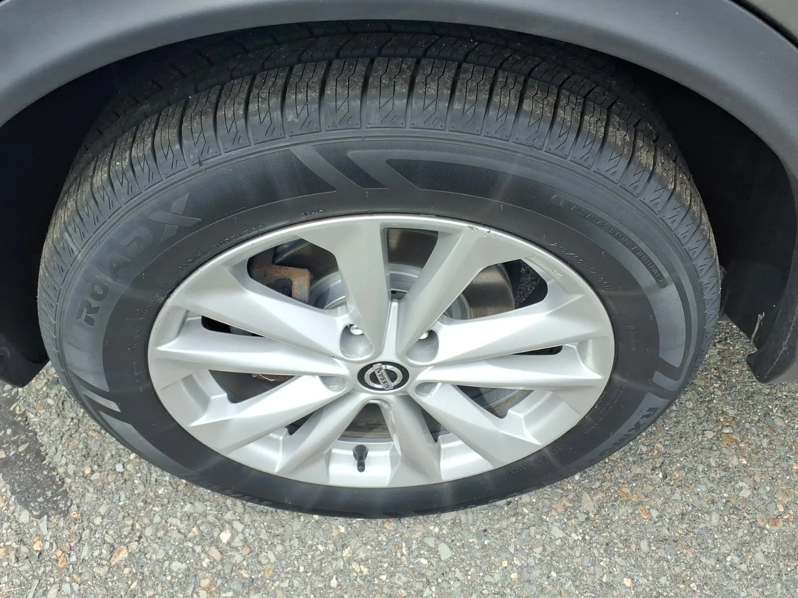 Used 2019 Gun Metallic Nissan SV image 9
