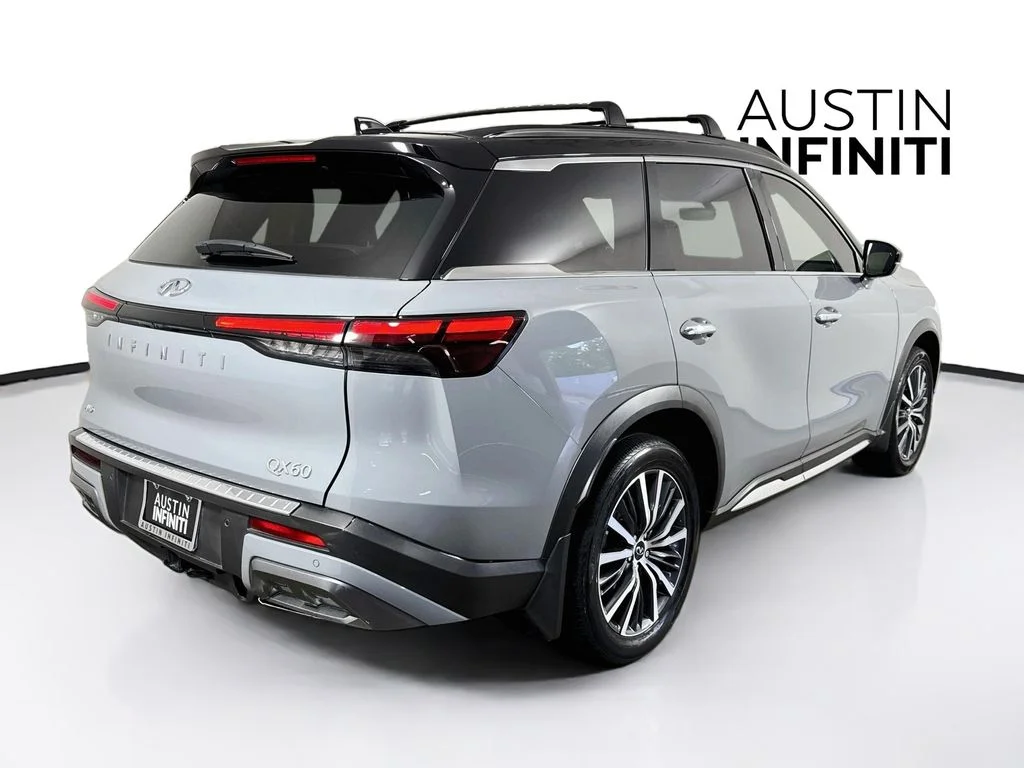 Certified Used 2025 Gray INFINITI Autograph image 10
