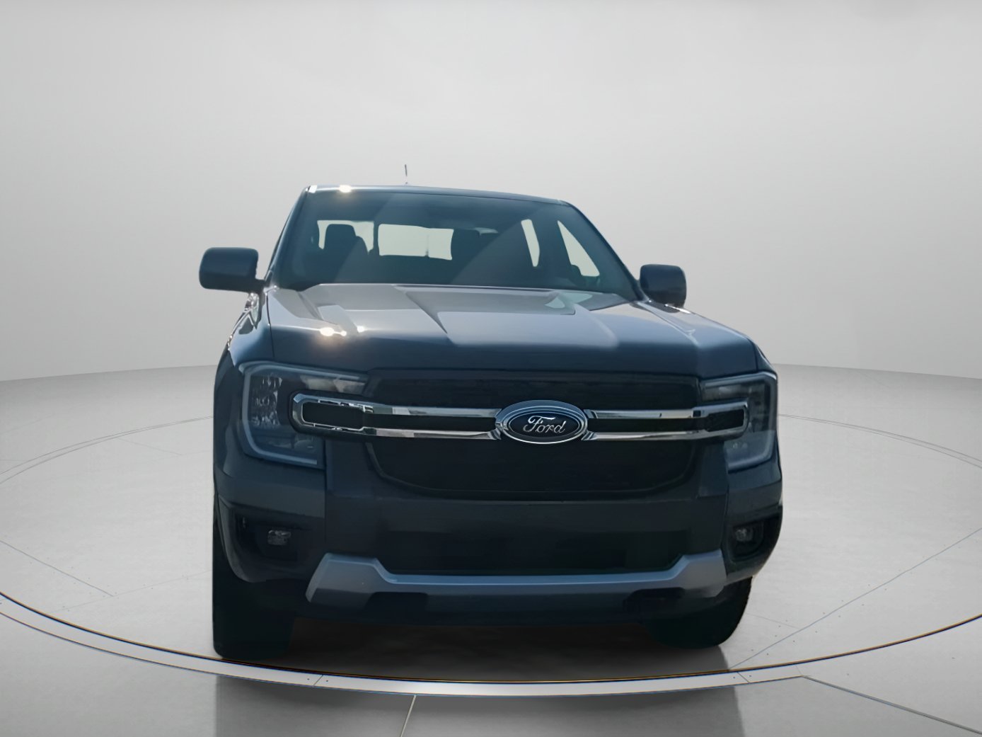 New 2026 Carbonized Gray Metallic Ford Lariat® image 5