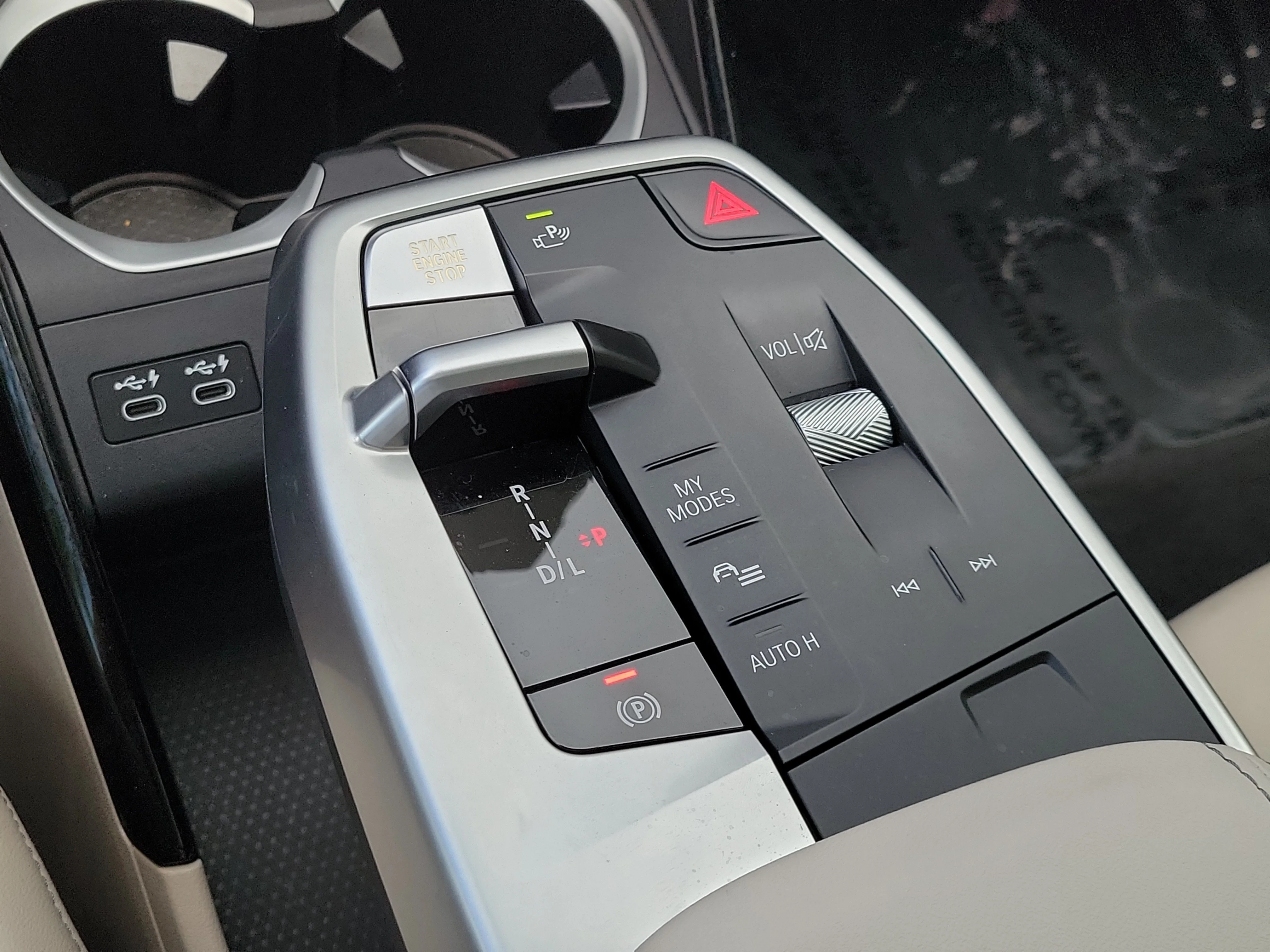 Used 2023 Alpine White BMW xDrive28i image 25