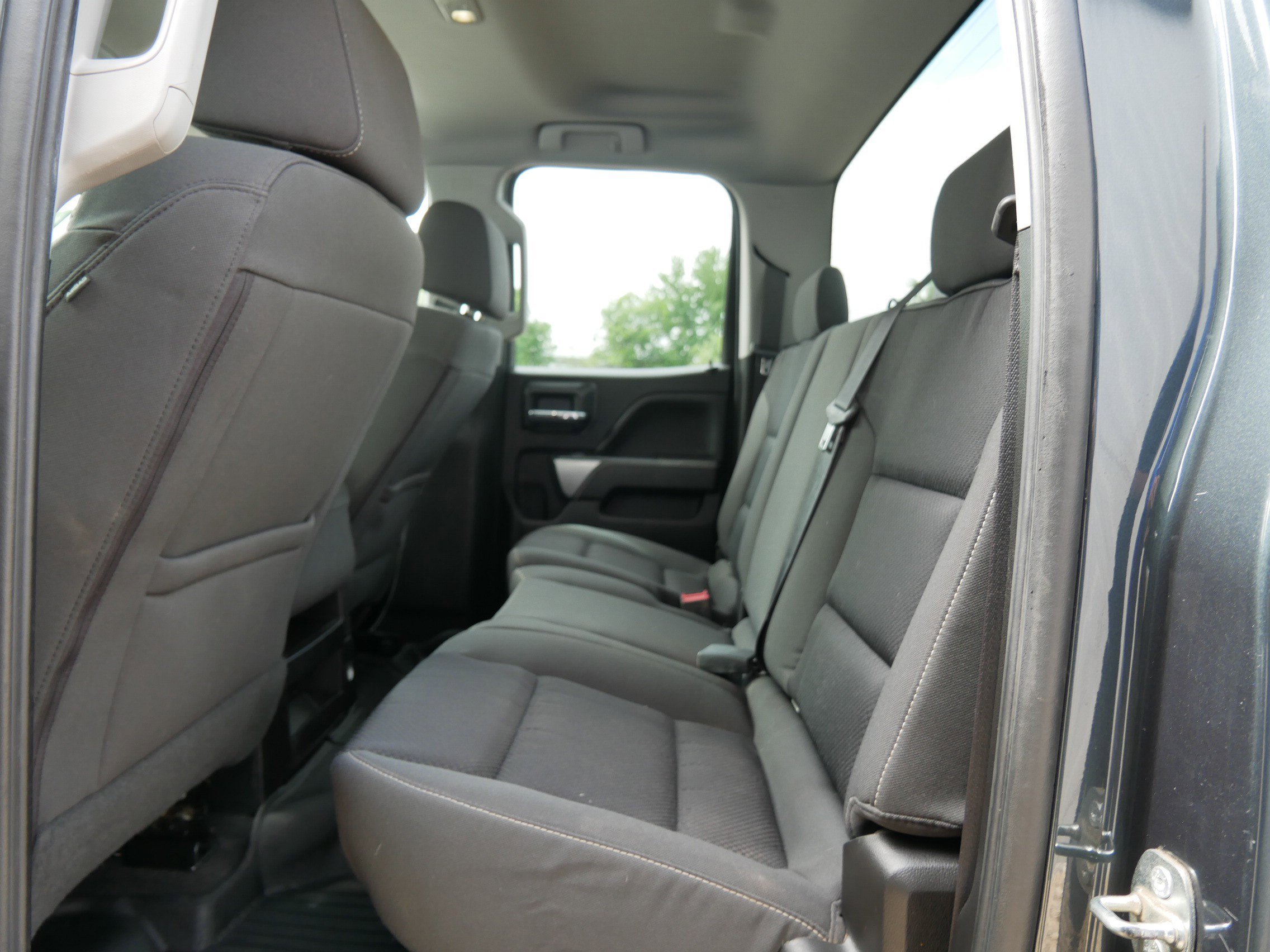 Used 2019 Graphite Metallic Chevrolet LT image 11