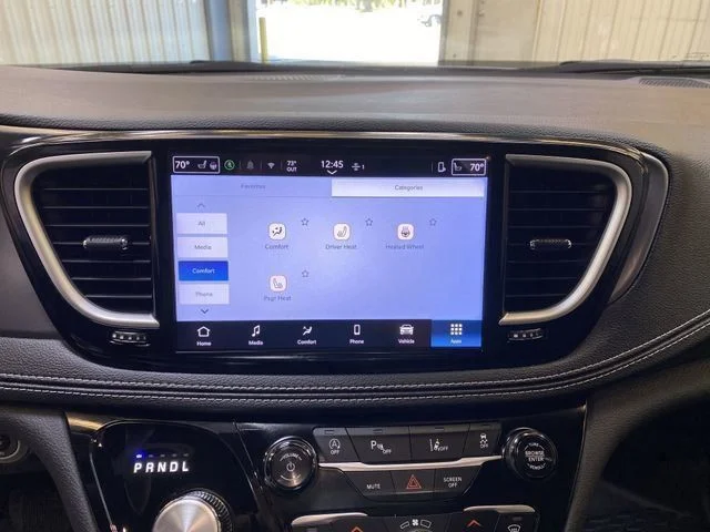 2026 Chrysler Pacifica Select - Photo 43