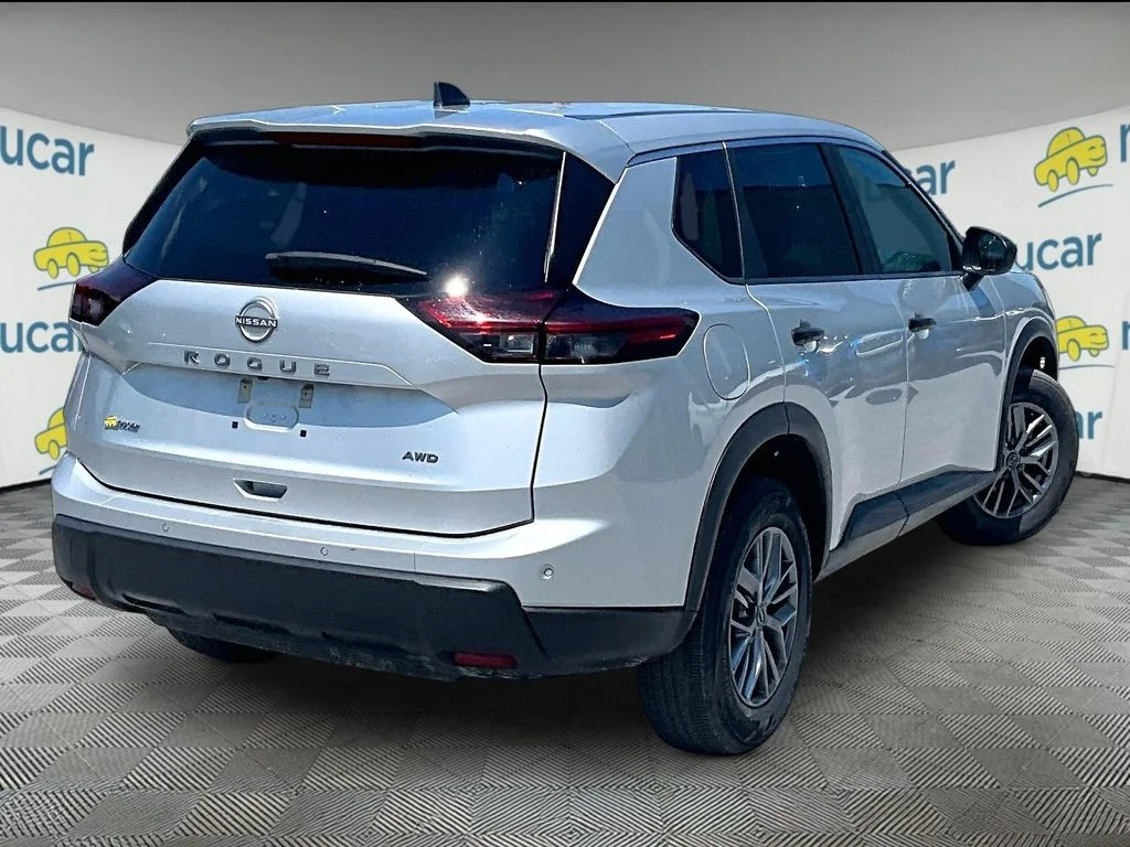 Certified Used 2024 Silver Nissan S image 6