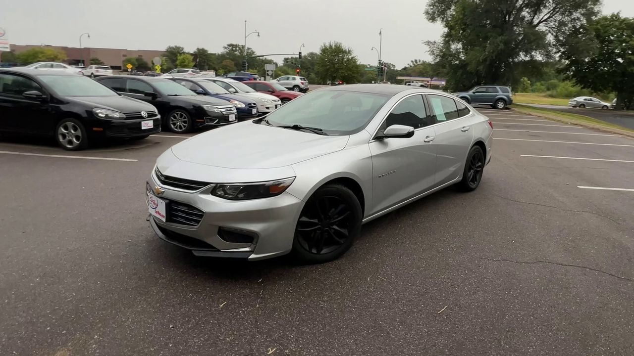 2018 Chevrolet Malibu 1LT photo 3