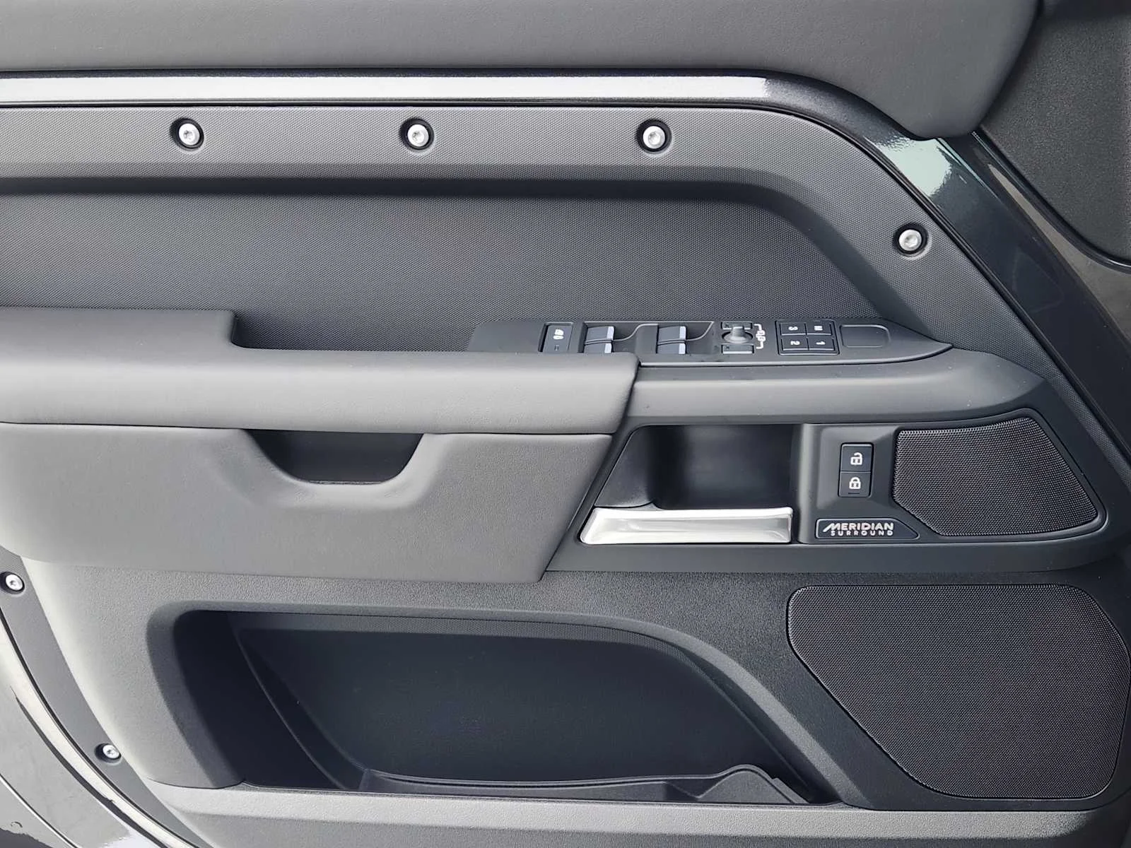 New 2026 Carpathian Grey LAND ROVER X-Dynamic SE image 23