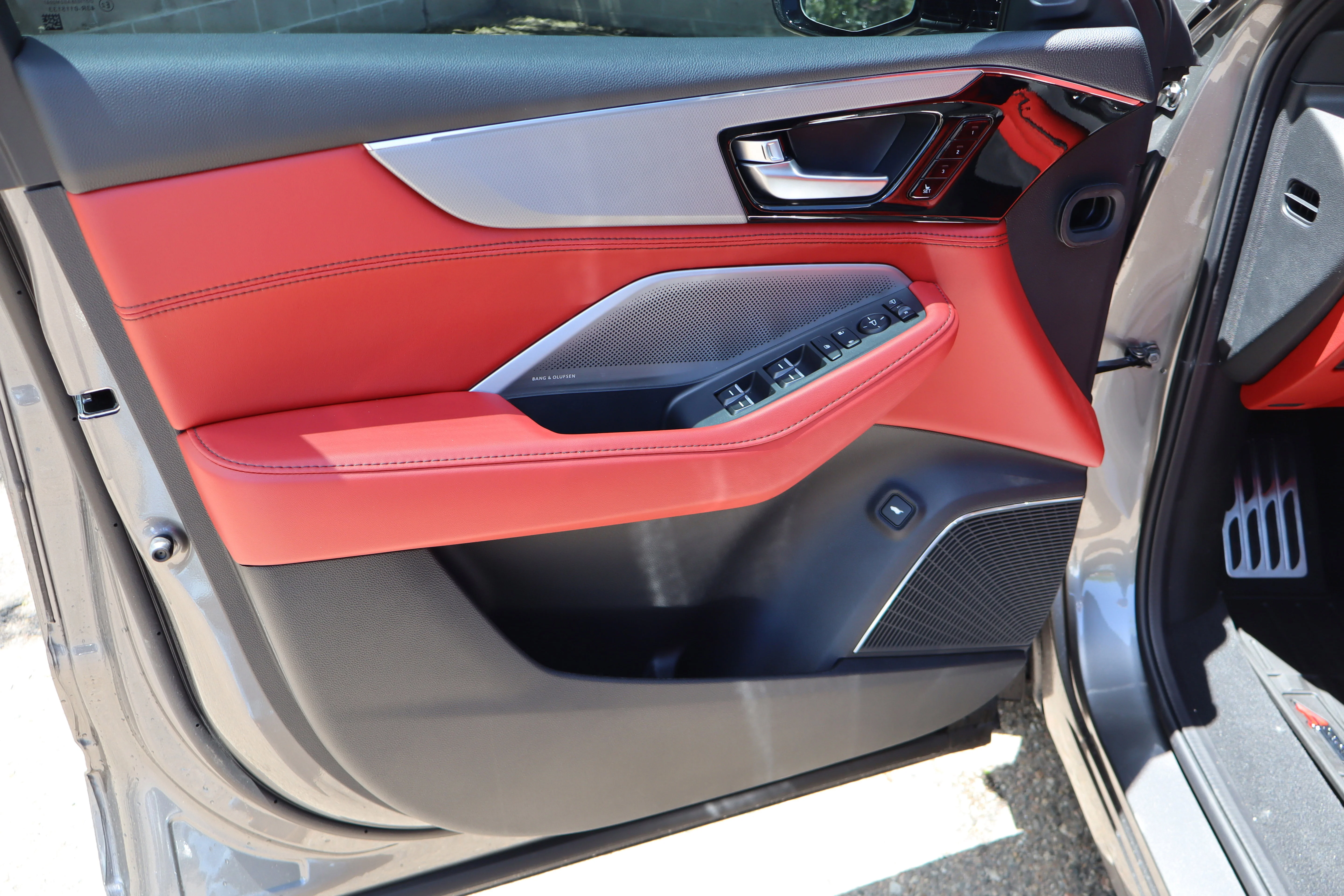 New 2026 Liquid Carbon Metallic Acura w/A-Spec Package image 23