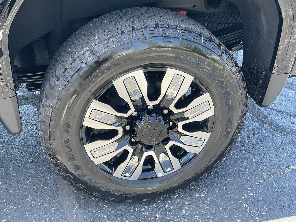 2025 GMC Sierra 2500HD Denali - Photo 14