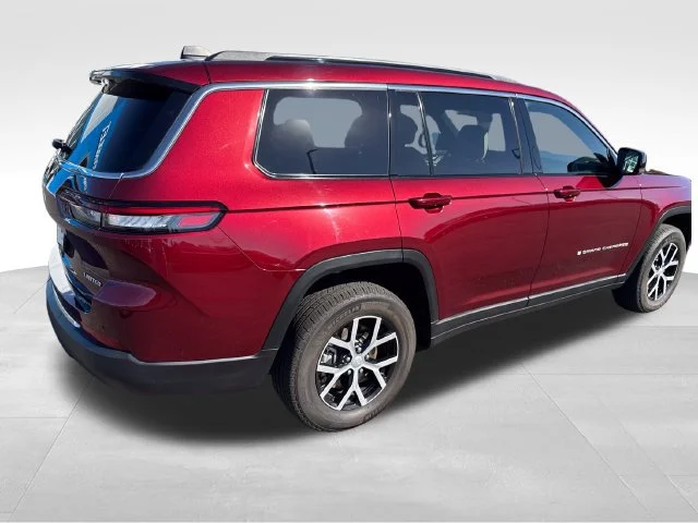 Used 2025 Red Jeep Limited 4x4 image 6