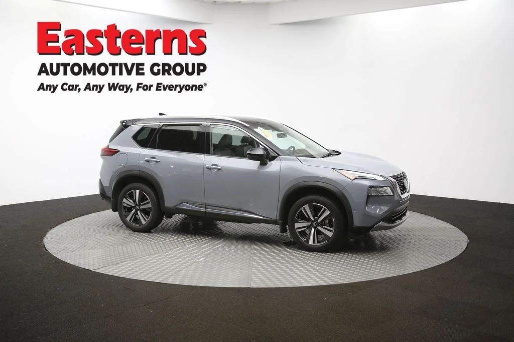 Used 2023 Gray Nissan SL image 49